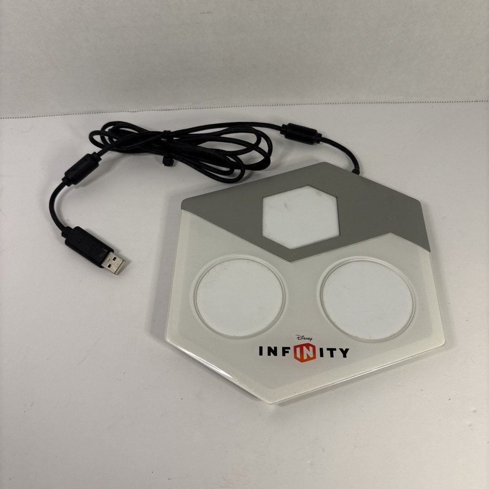 Disney Infinity Base Portal Wii Wii U PS3 PS4 Model INF-8032386 White Grey USB